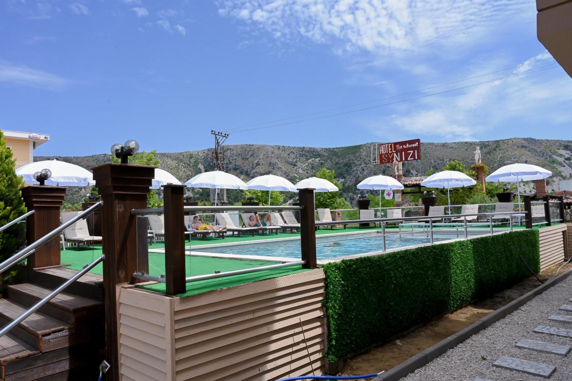 Hotel Kriti Max , Shengjin เชิงยิน ภายนอก รูปภาพ